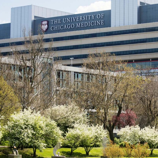 Photo of UChicago Medicine building